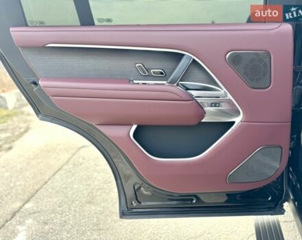 Черный Ленд Ровер Рендж Ровер, объемом двигателя 4.39 л и пробегом 9 тыс. км за 270000 $, фото 24 на Automoto.ua