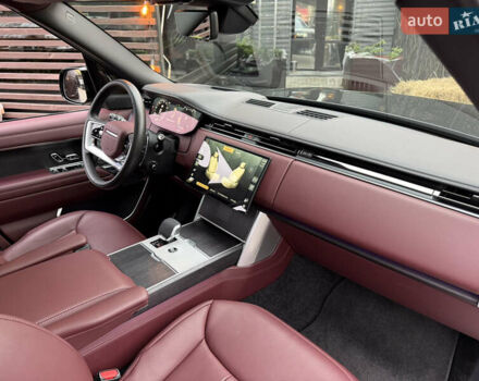 Чорний Ленд Ровер Рендж Ровер, об'ємом двигуна 3 л та пробігом 2 тис. км за 230000 $, фото 20 на Automoto.ua