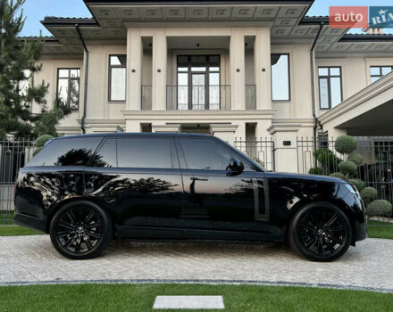 Чорний Ленд Ровер Рендж Ровер, об'ємом двигуна 4.39 л та пробігом 14 тис. км за 240000 $, фото 17 на Automoto.ua
