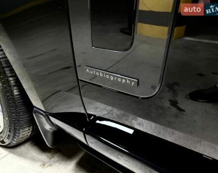 Черный Ленд Ровер Рендж Ровер, объемом двигателя 3 л и пробегом 1 тыс. км за 222500 $, фото 24 на Automoto.ua