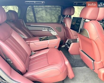 Черный Ленд Ровер Рендж Ровер, объемом двигателя 4.39 л и пробегом 9 тыс. км за 270000 $, фото 32 на Automoto.ua