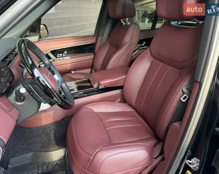 Черный Ленд Ровер Рендж Ровер, объемом двигателя 4.4 л и пробегом 5 тыс. км за 309000 $, фото 42 на Automoto.ua