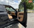 Чорний Ленд Ровер Рендж Ровер, об'ємом двигуна 4.39 л та пробігом 2 тис. км за 235000 $, фото 16 на Automoto.ua