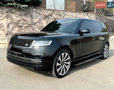 Черный Ленд Ровер Рендж Ровер, объемом двигателя 4.39 л и пробегом 9 тыс. км за 270000 $, фото 1 на Automoto.ua
