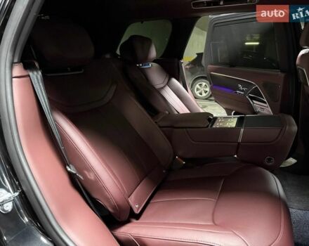 Черный Ленд Ровер Рендж Ровер, объемом двигателя 3 л и пробегом 1 тыс. км за 222500 $, фото 87 на Automoto.ua