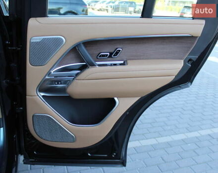 Чорний Ленд Ровер Рендж Ровер, об'ємом двигуна 3 л та пробігом 3 тис. км за 218445 $, фото 14 на Automoto.ua