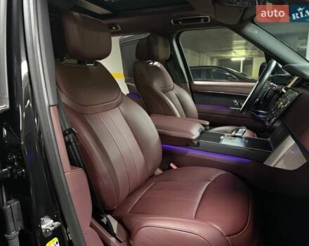 Черный Ленд Ровер Рендж Ровер, объемом двигателя 3 л и пробегом 1 тыс. км за 222500 $, фото 121 на Automoto.ua