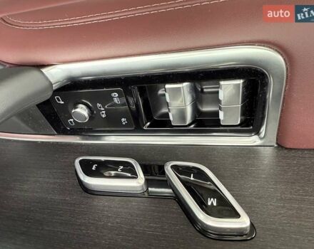 Черный Ленд Ровер Рендж Ровер, объемом двигателя 4.39 л и пробегом 7 тыс. км за 240000 $, фото 19 на Automoto.ua