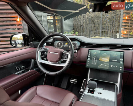 Чорний Ленд Ровер Рендж Ровер, об'ємом двигуна 3 л та пробігом 2 тис. км за 230000 $, фото 16 на Automoto.ua