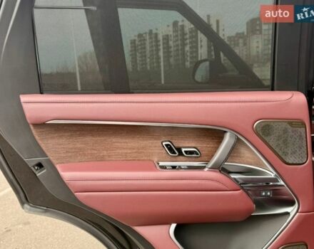 Чорний Ленд Ровер Рендж Ровер, об'ємом двигуна 3 л та пробігом 20 тис. км за 215000 $, фото 35 на Automoto.ua