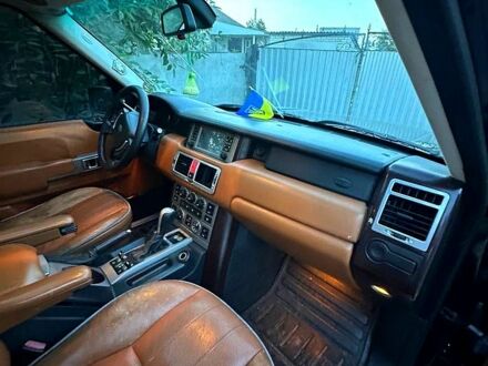 Ленд Ровер Рендж Ровер 2004 у Дніпро (Дніпропетровську) на Automoto.ua Чорний Ленд Ровер Рендж Ровер, об'ємом двигуна 4.4 л та пробігом 450 тис. км за 8500 $, фото 1 на Automoto.ua