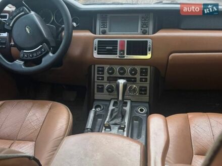 Чорний Ленд Ровер Рендж Ровер, об'ємом двигуна 4.4 л та пробігом 320 тис. км за 5000 $, фото 1 на Automoto.ua