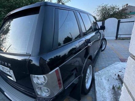 Ленд Ровер Рендж Ровер 2004 в Киеве на Automoto.ua Черный Ленд Ровер Рендж Ровер, объемом двигателя 4.4 л и пробегом 460 тыс. км за 8182 $, фото 1 на Automoto.ua