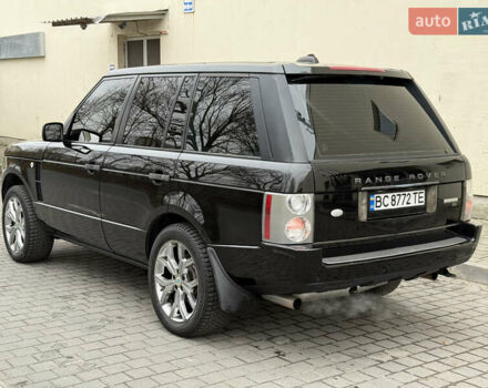 Черный Ленд Ровер Рендж Ровер, объемом двигателя 4.2 л и пробегом 266 тыс. км за 12500 $, фото 1 на Automoto.ua