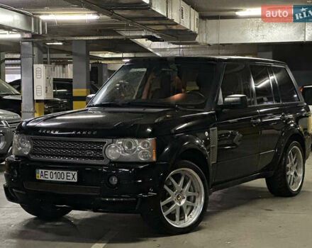 Черный Ленд Ровер Рендж Ровер, объемом двигателя 4.2 л и пробегом 150 тыс. км за 13700 $, фото 1 на Automoto.ua