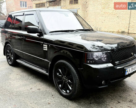 Черный Ленд Ровер Рендж Ровер, объемом двигателя 5 л и пробегом 294 тыс. км за 17000 $, фото 1 на Automoto.ua