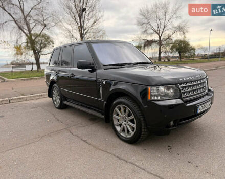 Черный Ленд Ровер Рендж Ровер, объемом двигателя 4.37 л и пробегом 240 тыс. км за 21000 $, фото 1 на Automoto.ua