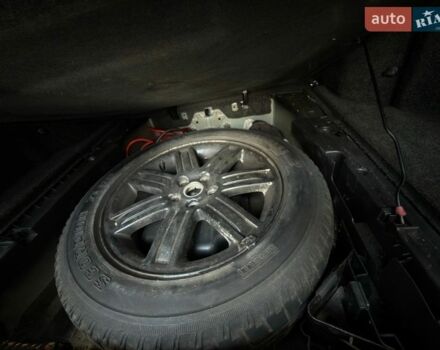 Коричневый Ленд Ровер Рендж Ровер, объемом двигателя 3.6 л и пробегом 333 тыс. км за 11999 $, фото 17 на Automoto.ua