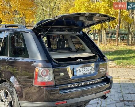 Коричневий Ленд Ровер Рендж Ровер, об'ємом двигуна 5 л та пробігом 200 тис. км за 12800 $, фото 12 на Automoto.ua
