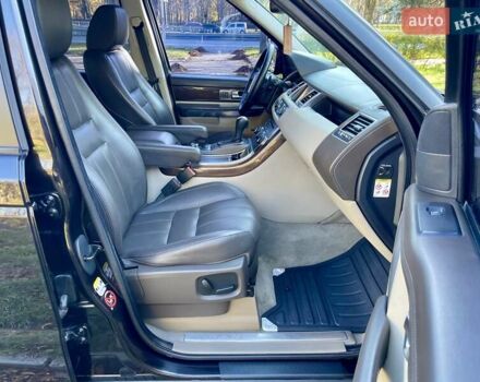 Коричневий Ленд Ровер Рендж Ровер, об'ємом двигуна 5 л та пробігом 200 тис. км за 12800 $, фото 27 на Automoto.ua