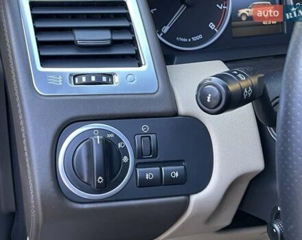 Коричневий Ленд Ровер Рендж Ровер, об'ємом двигуна 5 л та пробігом 200 тис. км за 12800 $, фото 48 на Automoto.ua