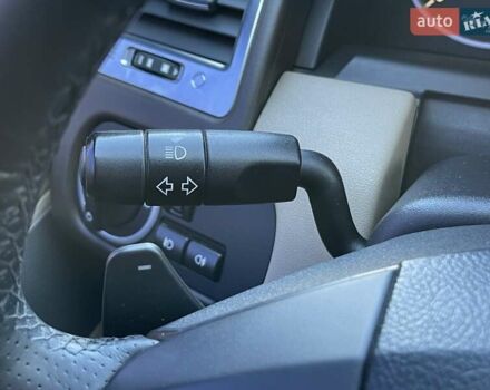 Коричневий Ленд Ровер Рендж Ровер, об'ємом двигуна 5 л та пробігом 200 тис. км за 12800 $, фото 46 на Automoto.ua