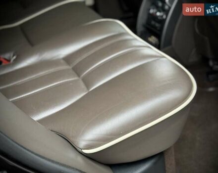 Коричневий Ленд Ровер Рендж Ровер, об'ємом двигуна 5 л та пробігом 150 тис. км за 19500 $, фото 35 на Automoto.ua