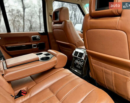 Коричневый Ленд Ровер Рендж Ровер, объемом двигателя 5 л и пробегом 225 тыс. км за 18000 $, фото 14 на Automoto.ua