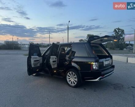 Ленд Ровер Рендж Ровер 2010 в Харькове на Automoto.ua Коричневый Ленд Ровер Рендж Ровер, объемом двигателя 5 л и пробегом 180 тыс. км за 20500 $, фото 3 на Automoto.ua