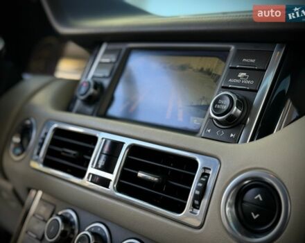 Коричневый Ленд Ровер Рендж Ровер, объемом двигателя 5 л и пробегом 220 тыс. км за 19500 $, фото 32 на Automoto.ua