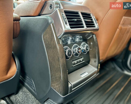 Коричневый Ленд Ровер Рендж Ровер, объемом двигателя 5 л и пробегом 225 тыс. км за 18000 $, фото 12 на Automoto.ua
