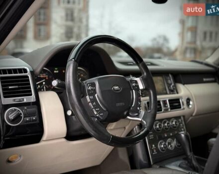 Коричневий Ленд Ровер Рендж Ровер, об'ємом двигуна 5 л та пробігом 150 тис. км за 19500 $, фото 16 на Automoto.ua