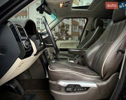 Коричневий Ленд Ровер Рендж Ровер, об'ємом двигуна 5 л та пробігом 150 тис. км за 19500 $, фото 19 на Automoto.ua