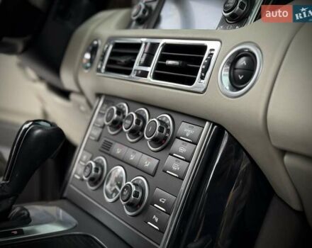 Коричневий Ленд Ровер Рендж Ровер, об'ємом двигуна 5 л та пробігом 150 тис. км за 19500 $, фото 26 на Automoto.ua