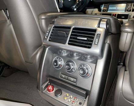 Коричневий Ленд Ровер Рендж Ровер, об'ємом двигуна 3.6 л та пробігом 240 тис. км за 20700 $, фото 21 на Automoto.ua