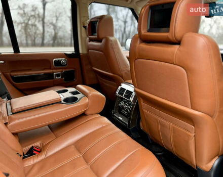 Коричневий Ленд Ровер Рендж Ровер, об'ємом двигуна 5 л та пробігом 226 тис. км за 16000 $, фото 17 на Automoto.ua