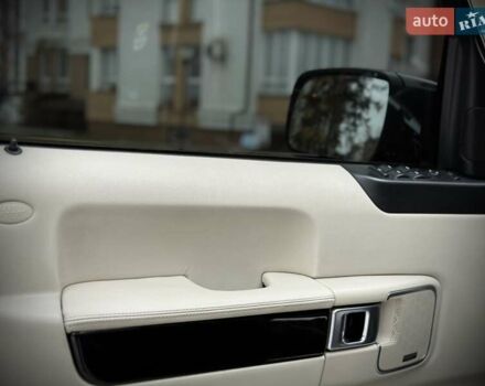 Коричневий Ленд Ровер Рендж Ровер, об'ємом двигуна 5 л та пробігом 150 тис. км за 19500 $, фото 15 на Automoto.ua