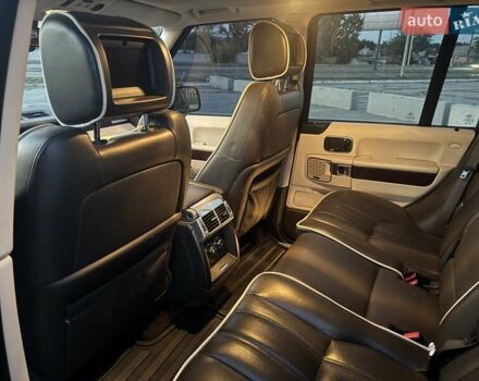 Коричневий Ленд Ровер Рендж Ровер, об'ємом двигуна 5 л та пробігом 180 тис. км за 19999 $, фото 13 на Automoto.ua