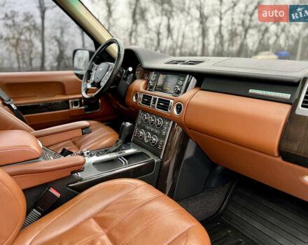 Коричневый Ленд Ровер Рендж Ровер, объемом двигателя 5 л и пробегом 225 тыс. км за 18000 $, фото 17 на Automoto.ua