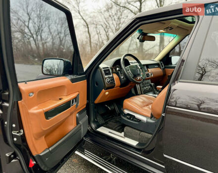 Коричневий Ленд Ровер Рендж Ровер, об'ємом двигуна 5 л та пробігом 226 тис. км за 16000 $, фото 10 на Automoto.ua