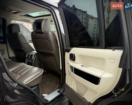 Коричневий Ленд Ровер Рендж Ровер, об'ємом двигуна 5 л та пробігом 150 тис. км за 19500 $, фото 28 на Automoto.ua