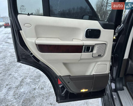 Коричневый Ленд Ровер Рендж Ровер, объемом двигателя 5 л и пробегом 182 тыс. км за 18500 $, фото 16 на Automoto.ua