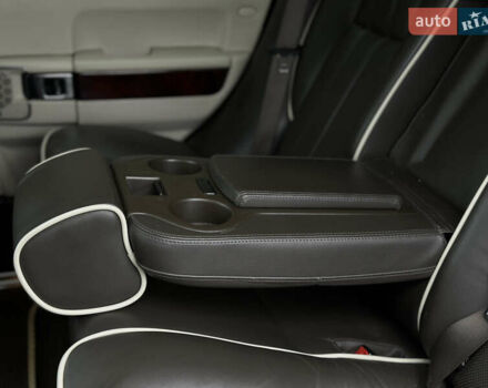 Коричневый Ленд Ровер Рендж Ровер, объемом двигателя 5 л и пробегом 204 тыс. км за 12200 $, фото 52 на Automoto.ua