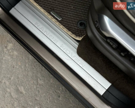 Коричневый Ленд Ровер Рендж Ровер, объемом двигателя 5 л и пробегом 204 тыс. км за 12200 $, фото 27 на Automoto.ua