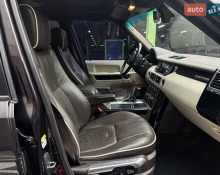 Коричневий Ленд Ровер Рендж Ровер, об'ємом двигуна 5 л та пробігом 216 тис. км за 14900 $, фото 37 на Automoto.ua
