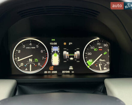 Коричневый Ленд Ровер Рендж Ровер, объемом двигателя 5 л и пробегом 207 тыс. км за 13700 $, фото 90 на Automoto.ua