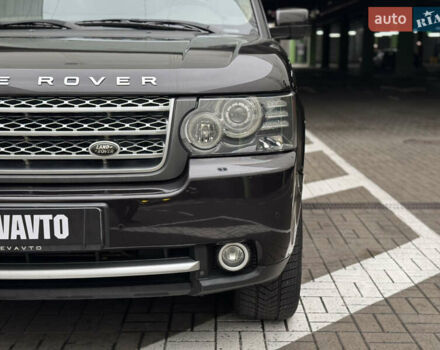 Коричневий Ленд Ровер Рендж Ровер, об'ємом двигуна 5 л та пробігом 216 тис. км за 14900 $, фото 11 на Automoto.ua