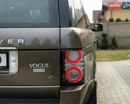 Коричневий Ленд Ровер Рендж Ровер, об'ємом двигуна 4.37 л та пробігом 178 тис. км за 20000 $, фото 31 на Automoto.ua