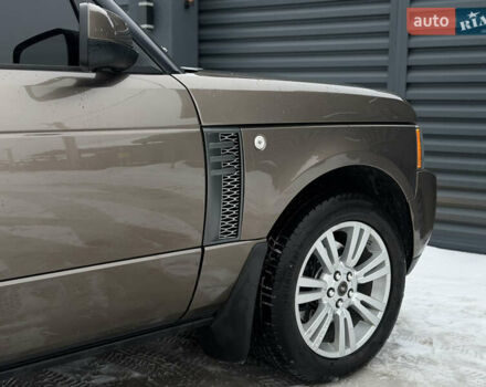 Коричневый Ленд Ровер Рендж Ровер, объемом двигателя 5 л и пробегом 207 тыс. км за 13700 $, фото 40 на Automoto.ua