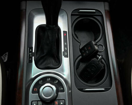 Коричневый Ленд Ровер Рендж Ровер, объемом двигателя 5 л и пробегом 207 тыс. км за 13700 $, фото 98 на Automoto.ua